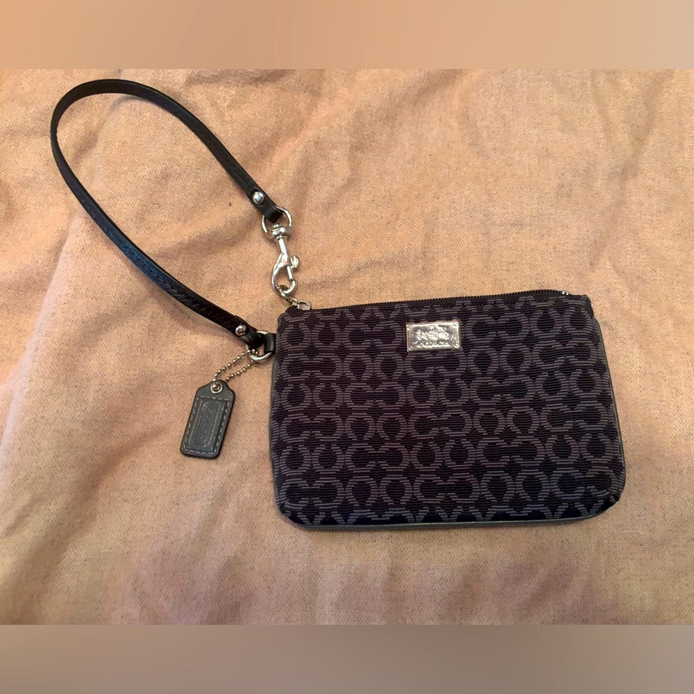 Coach wristlet black and gray Coach logo silver hardware excellent condition